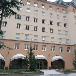  Hostal Abat Oliba