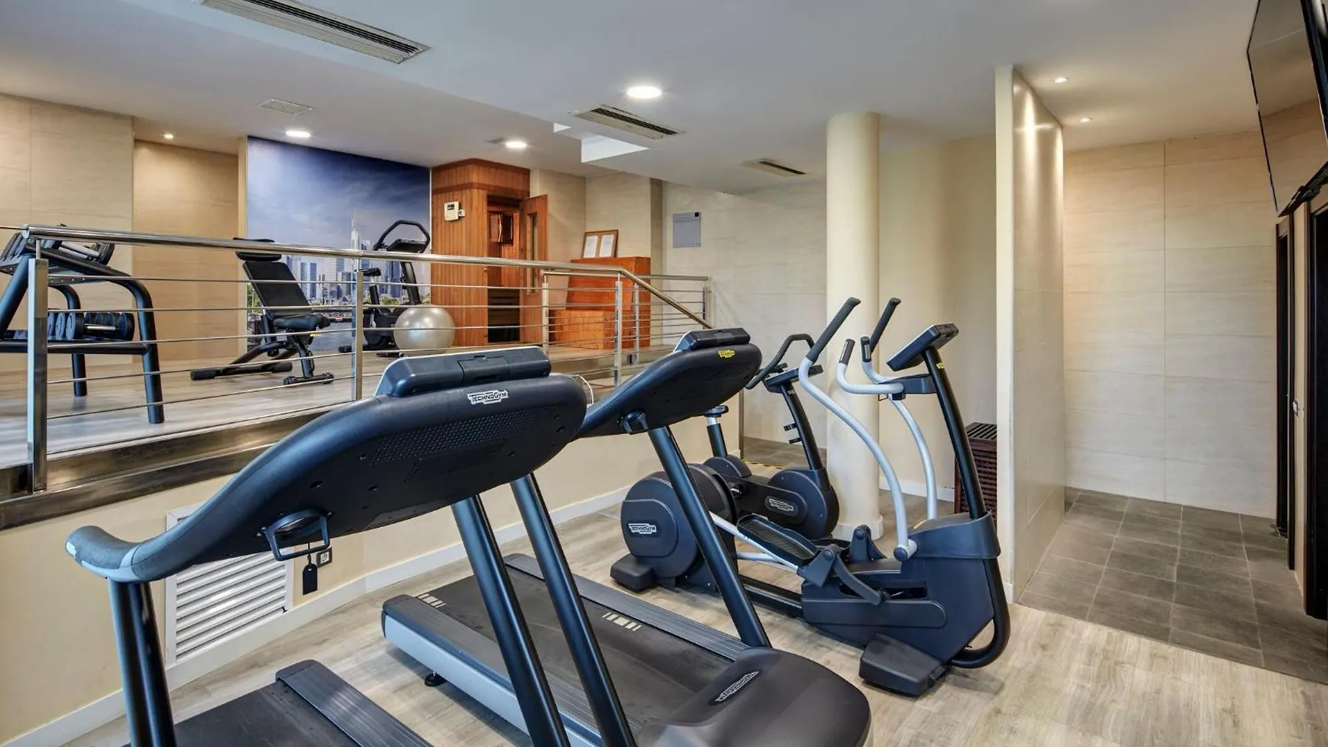 *** Otel Sercotel Sant Boi Sant Boi de Llobregat İspanya